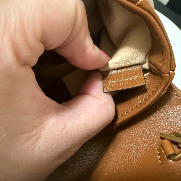 💎✨Authentic✨💎 Gucci Crossbody Bag - Picture 6 of 8
